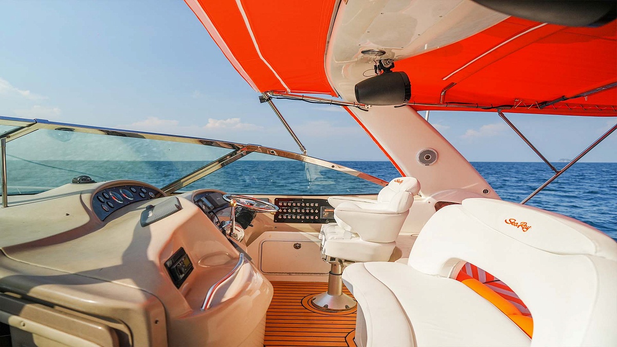Аренда яхты  Searay Sundancer 46 Vodka на Пхукете